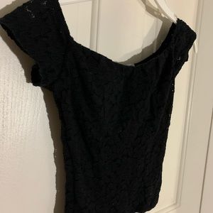 Lace padded off the shoulder crop top